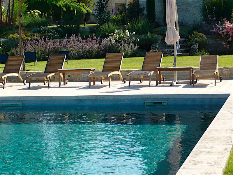 chateau de mailly pool deck